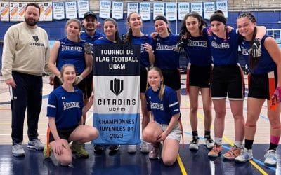 L’équipe juvénile de l’école secondaire du Rocher remporte le tournoi féminin de flag football intérieur de l’Université de Montréal